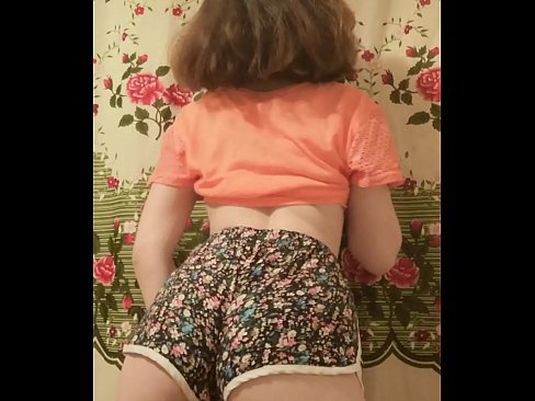 ❤️ Leanabh òg sexy a ’toirt dheth na shorts aice air a’ chamara ️❌ Gnè aig gd.rex-porn-com.ru